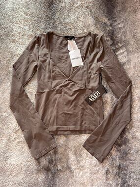F21 Women's Brown Sculpt Long Sleeve V-Neck Top NWT